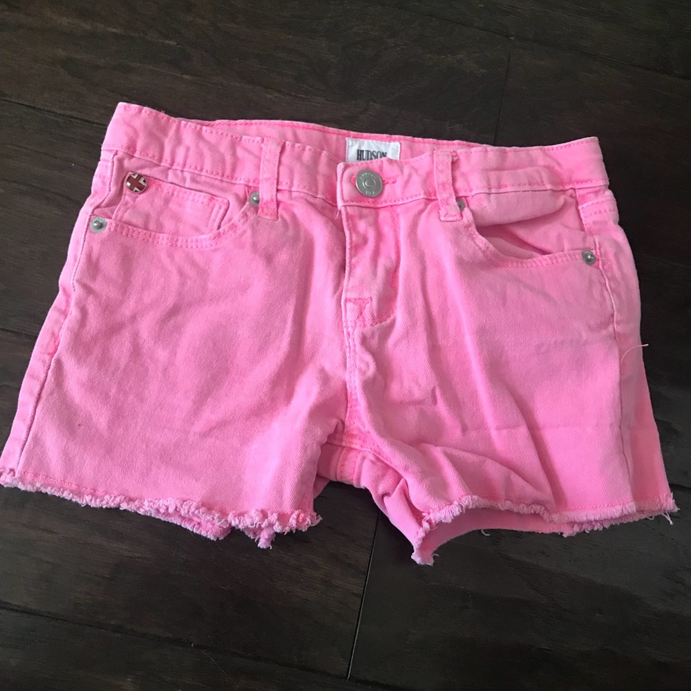 $49 Girls Hudson Hot Pink Jean Shorts Size 6